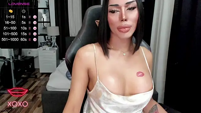 Forever MissCandace online show from March 21, 4:28 am