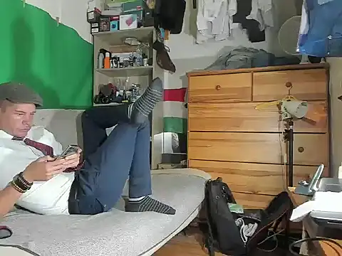 viraglaci18xh online show from October 8, 6:16 pm