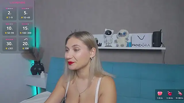 DakotaMae online show from February 8, 3:21 pm