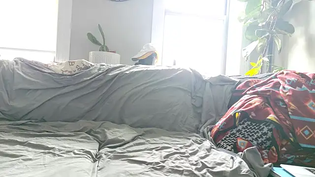 bestofdoseswirls online show from April 12, 6:46 pm