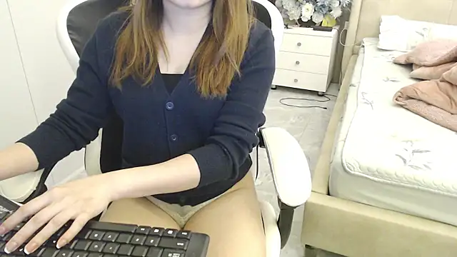 Snapshot of Hanako_love chatting on March 6, 4:28 pm Hanako love online show from March 6, 4:28 pm