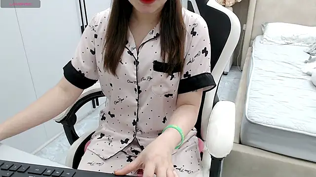 Hanako love online show from March 22, 4:10 pm