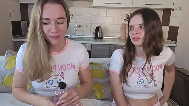 Naughty Alice online show from November 21, 6:12 am