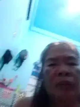 sexylizzy4u online show from December 19, 2:35 pm