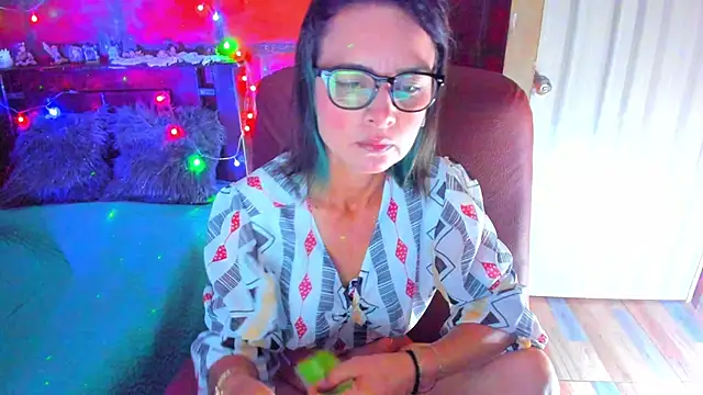 BrianaGarner online show from March 3, 6:52 am