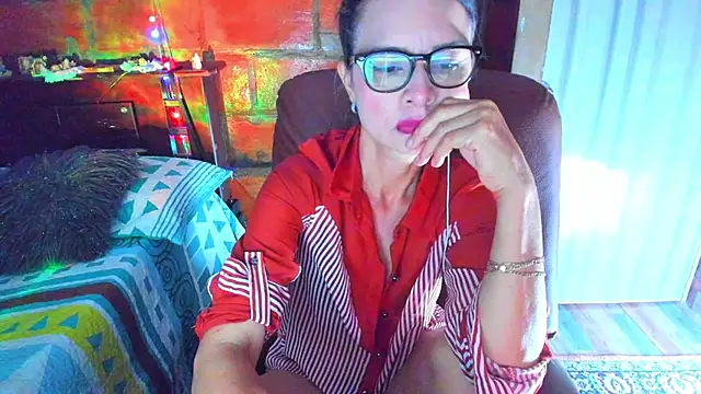 BrianaGarner online show from March 13, 7:37 am