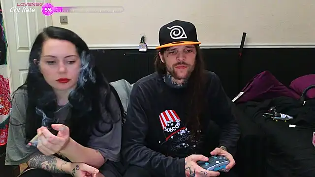 AltustThomas online show from December 5, 12:08 am