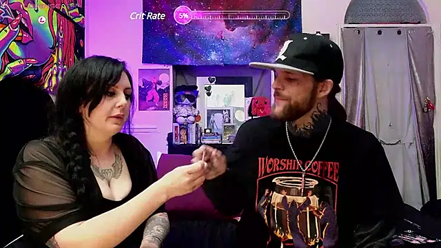 AltustThomas online show from January 22, 11:53 pm