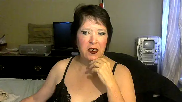 Snapshot of LavondiaStarr chatting on June 20, 1:58 pm LavondiaStarr online show from June 20, 1:58 pm