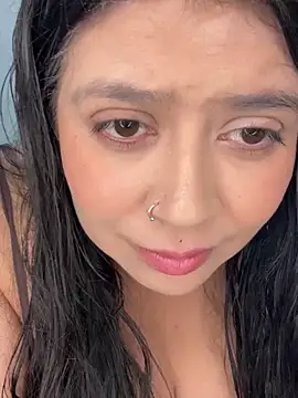 emilyjohanson online show from January 22, 1:20 am