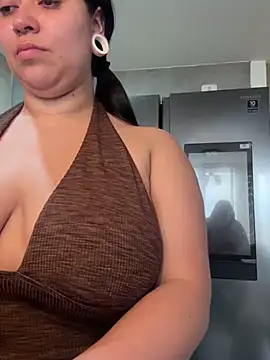 emilyjohanson online show from February 27, 5:04 pm