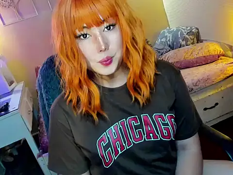 HOTnWILDalice online show from February 19, 8:33 am