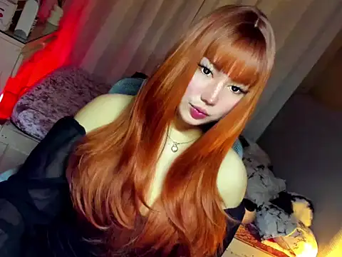 HOTnWILDalice online show from April 9, 2:22 am