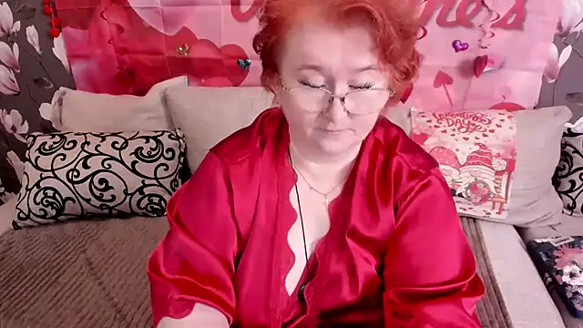 leiamillersonn online show from February 12, 8:59 am