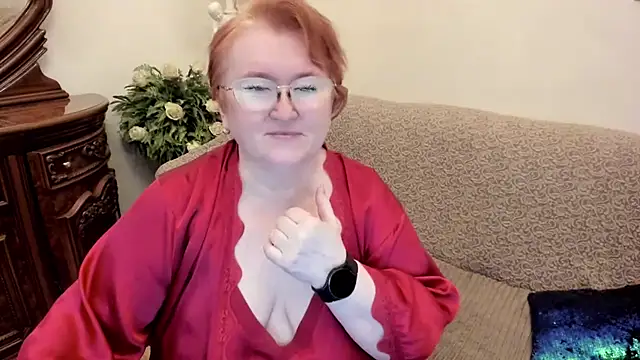 leiamillersonn online show from December 5, 6:26 pm