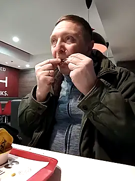 Pokaz2020 online show from December 20, 7:50 pm