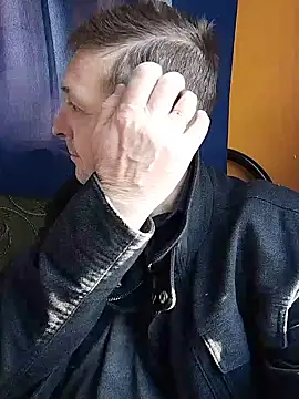 Pokaz2020 online show from March 9, 7:45 am