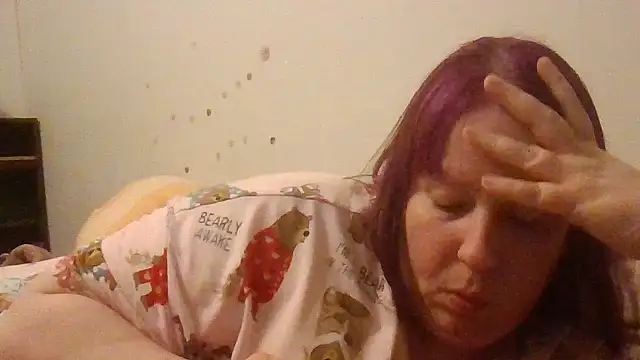 Snapshot of starlight1983 chatting on April 30, 5:14 am starlight1983 online show from April 30, 5:14 am