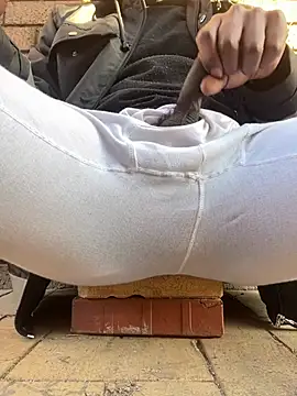 ZeusBlackDick online show from July 18, 5:44 am