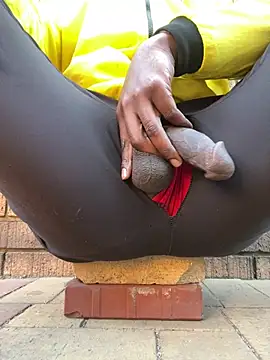 ZeusBlackDick online show from July 19, 2:43 pm