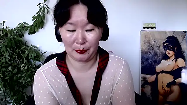 Snapshot of Akira_xx chatting on July 1, 3:08 am Akira xx online show from July 1, 3:08 am
