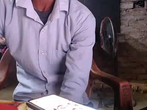 ThethunderPo online show from March 6, 4:19 am