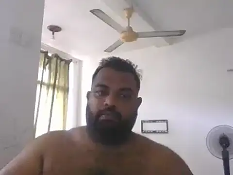 Snapshot of FatCockBoySL chatting on December 7, 3:58 am FatCockBoySL online show from December 7, 3:58 am