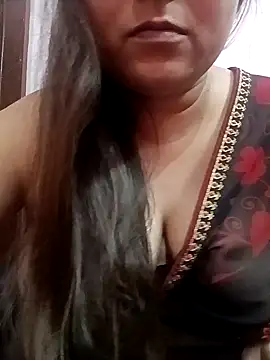 Snapshot of naughtymadam chatting on December 2, 7:47 am naughtymadam online show from December 2, 7:47 am