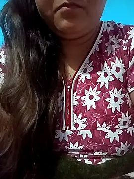 Snapshot of naughtymadam chatting on February 2, 12:51 am naughtymadam online show from February 2, 12:51 am