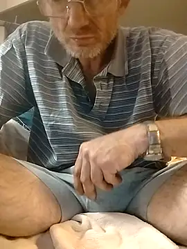 ROBERT0516 online show from November 17, 4:40 am