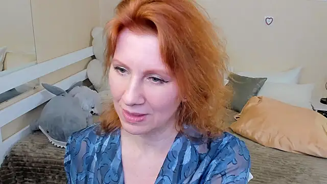 Snapshot of FoxySophia chatting on January 24, 12:31 pm FoxySophia online show from January 24, 12:31 pm