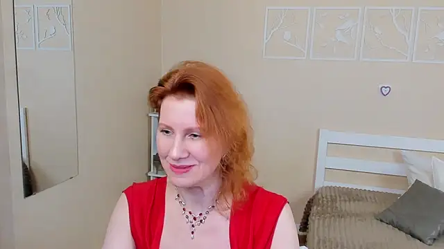 Snapshot of FoxySophia chatting on January 29, 1:38 pm FoxySophia online show from January 29, 1:38 pm