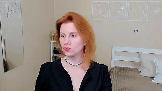 Snapshot of FoxySophia chatting on January 30, 8:21 pm FoxySophia online show from January 30, 8:21 pm