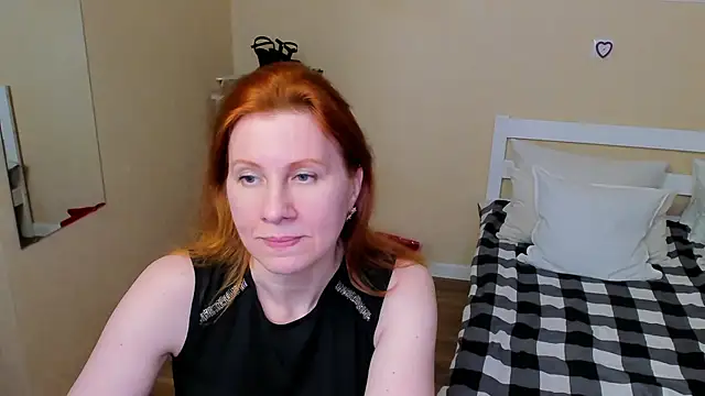 FoxySophia online show from October 30, 1:29 am