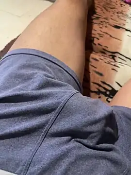 descret 19 online show from April 3, 11:52 am