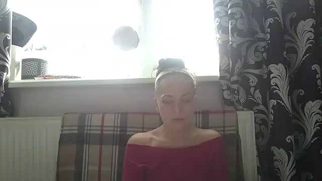 LindaStarS online show from April 12, 5:12 am