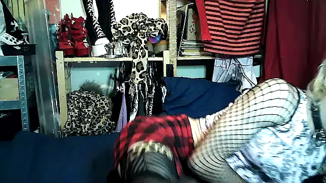 jessysky723 online show from October 19, 9:48 pm