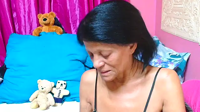 SLUTTYROXY online show from March 21, 5:45 pm