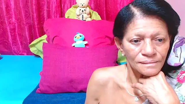 SLUTTYROXY online show from February 6, 3:48 pm