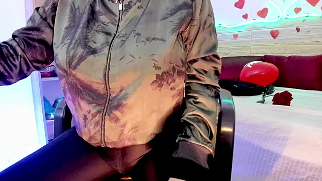 lilahSweet online show from February 18, 11:22 am