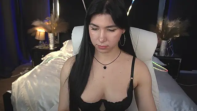 EmilyCandyy online show from November 8, 7:41 am