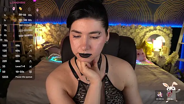 EmilyCandyy online show from June 2, 6:26 am