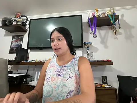 kinky milaxh online show from March 4, 1:11 am