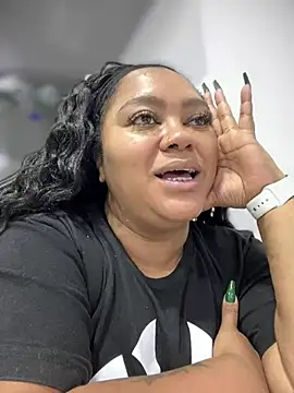 yanza2002 online show from December 16, 11:18 pm