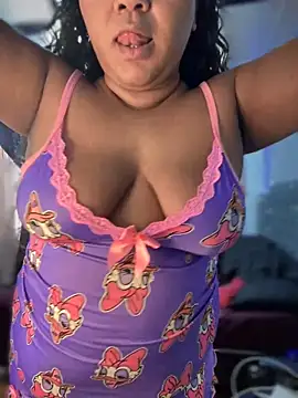 yanza2002 online show from December 22, 10:04 pm