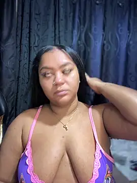 yanza2002 online show from March 6, 11:53 pm