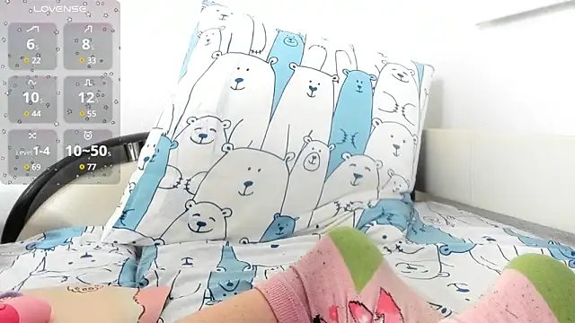 MilaniaCute online show from March 20, 5:25 pm