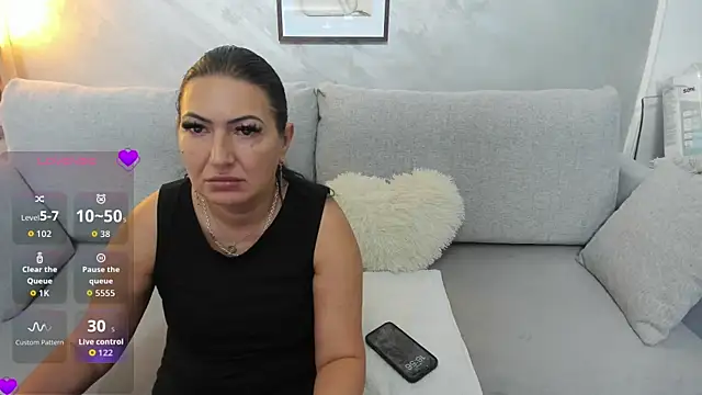 goddessalysse online show from July 21, 1:57 pm