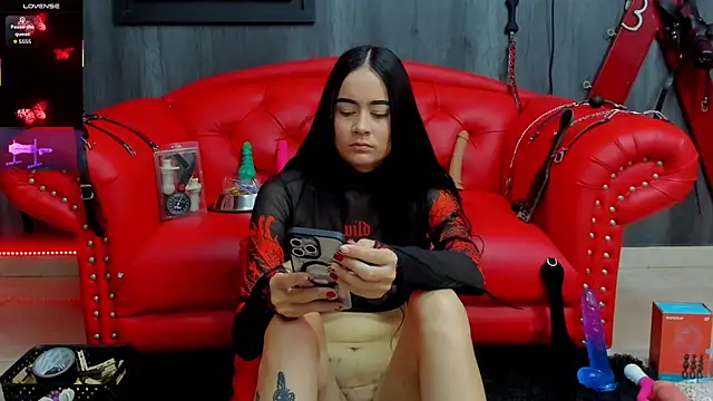 Snapshot of Liittledolly chatting on November 12, 12:38 pm Liittledolly online show from November 12, 12:38 pm