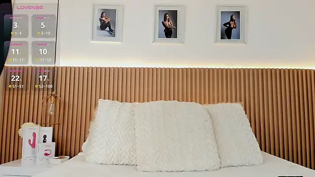 SUSIEPOWELL online show from December 18, 4:40 am